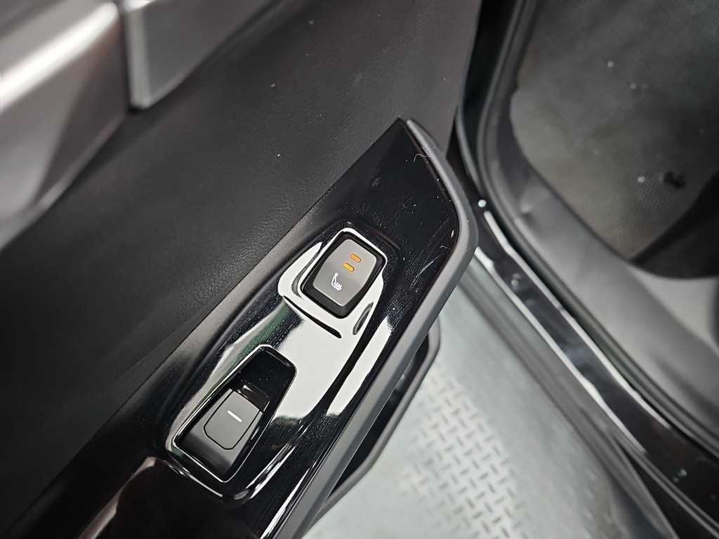 Ssangyong Torres 2023 Negro - Importación desde Corea - HF Imports Iquique - Foto 15
