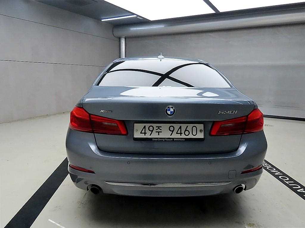 BMW 5 Series - Vista 3