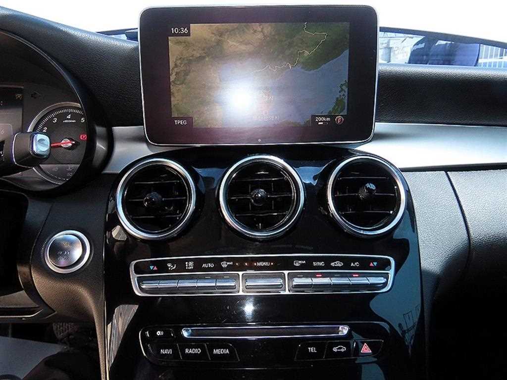 Mercedes Benz C Class 2017 Blanco - Importación desde Corea - HF Imports Iquique - Foto 15