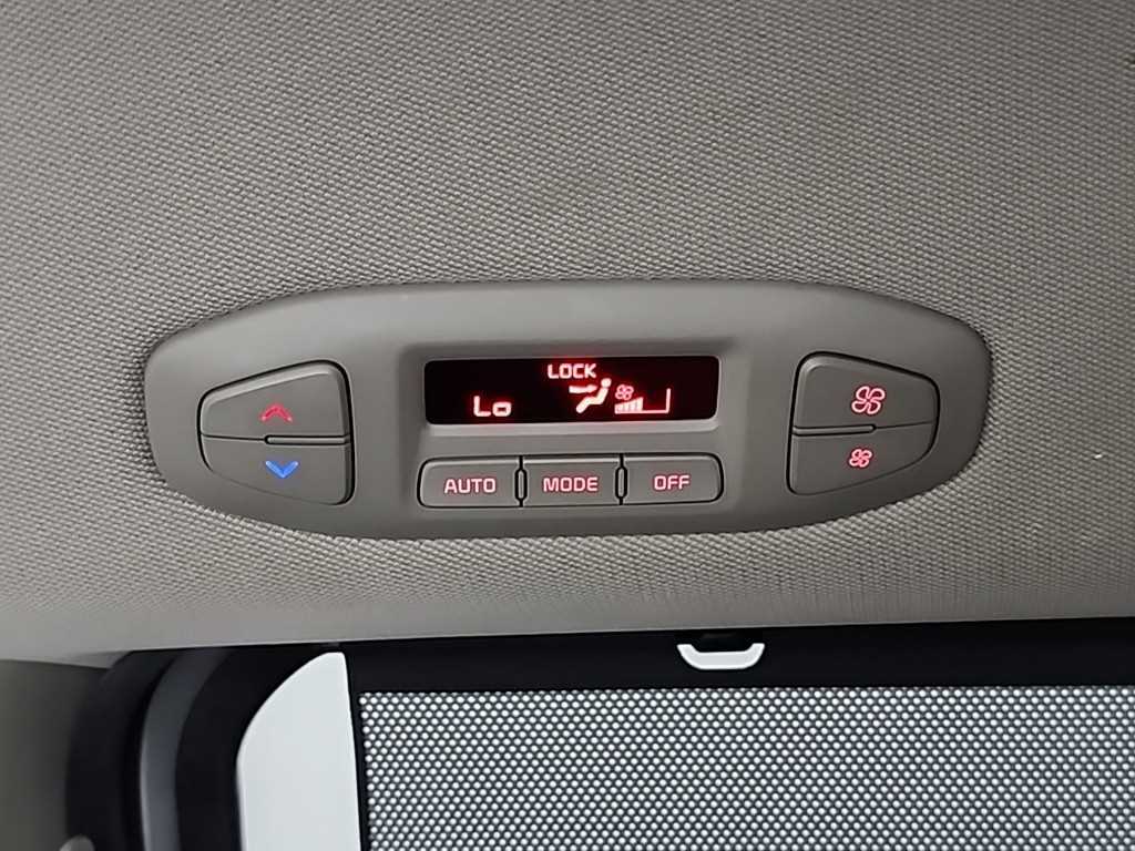 KIA Carnival 2015 Plateado - Importación desde Corea - HF Imports Iquique - Foto 15