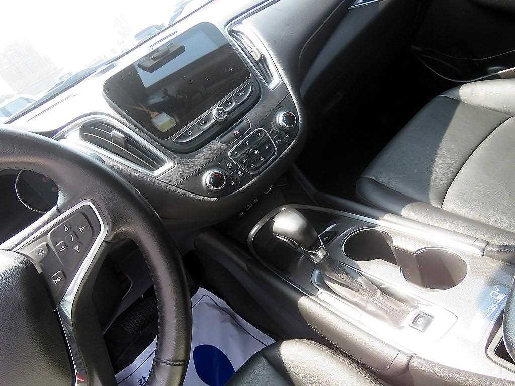 Chevrolet Malibu 2021 Blanco - Importación desde Corea - HF Imports Iquique - Foto 14