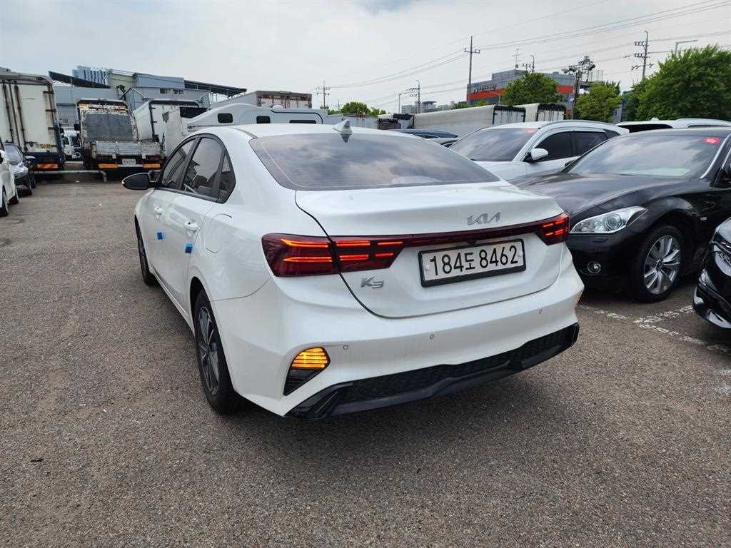 KIA K3 - Vista 6