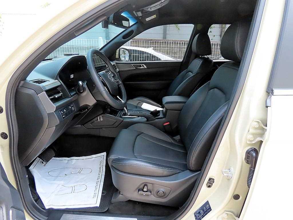 Ssangyong Musso - Vista 7