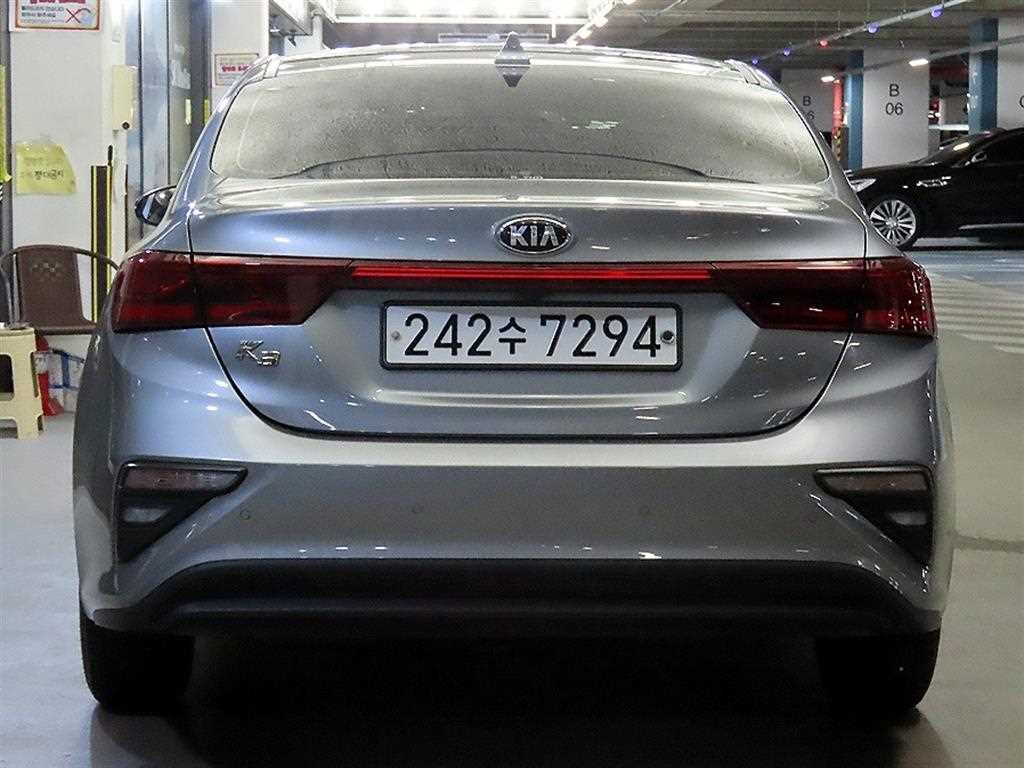 KIA K3 - Vista 7
