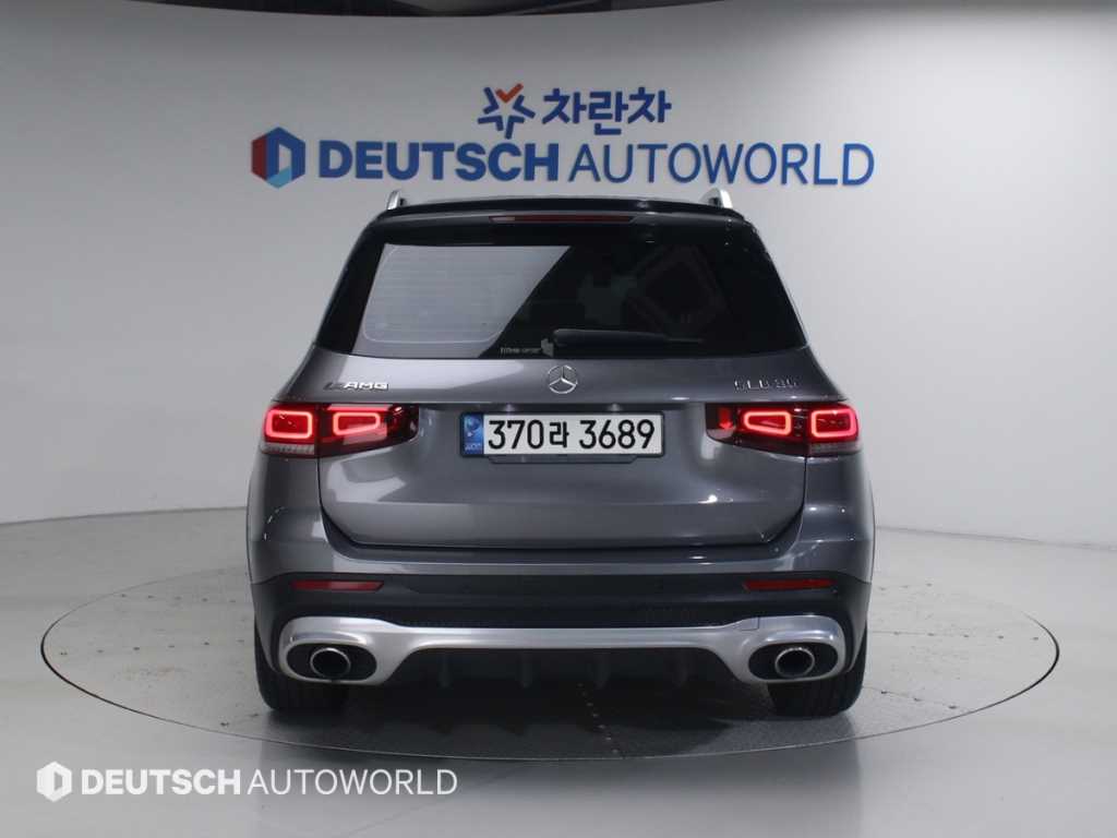 Mercedes Benz GLB Class - Vista 6