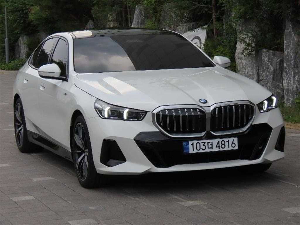 BMW 5 Series - Vista 2