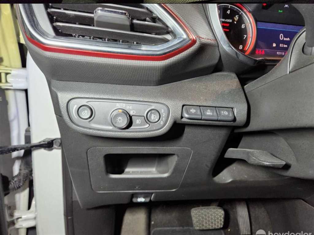 Chevrolet Trail Blazer 2020 Blanco - Importación desde Corea - HF Imports Iquique - Foto 17