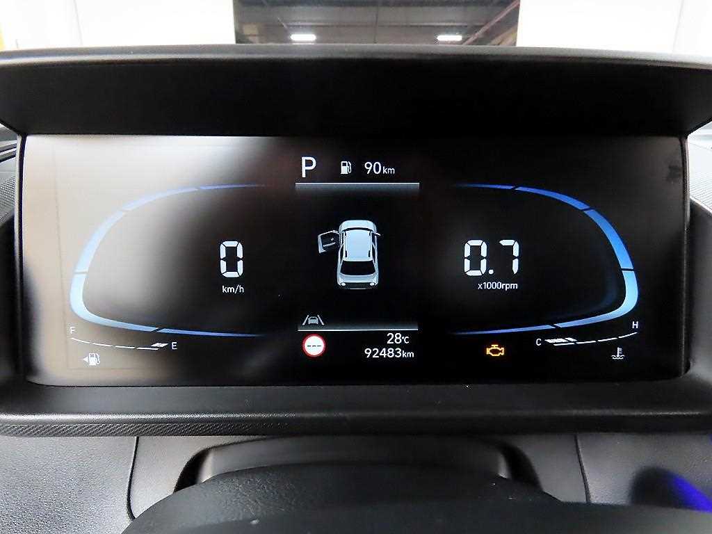 HYUNDAI Casper - Vista 10
