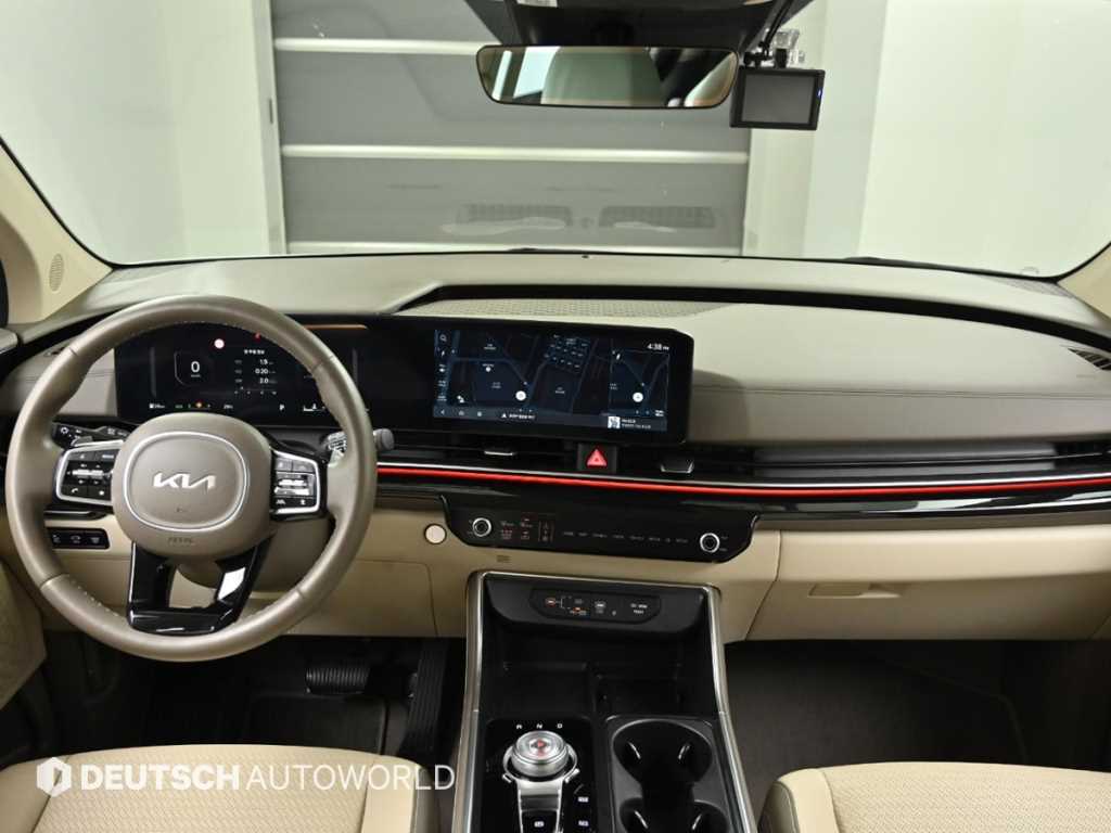 KIA Carnival - Vista 9