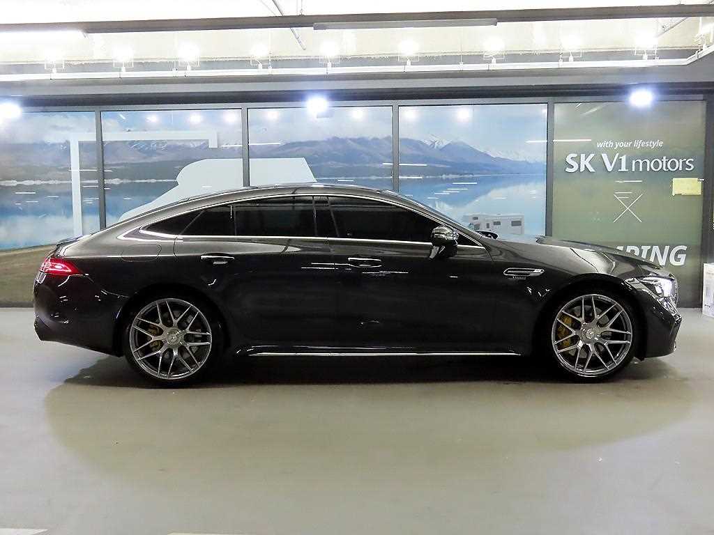Mercedes Benz AMG GT - Vista 3