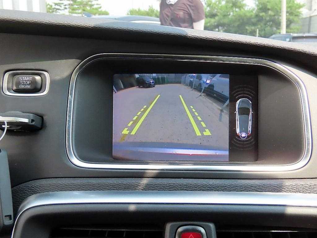 Volvo V40 2017 Plateado - Importación desde Corea - HF Imports Iquique - Foto 16
