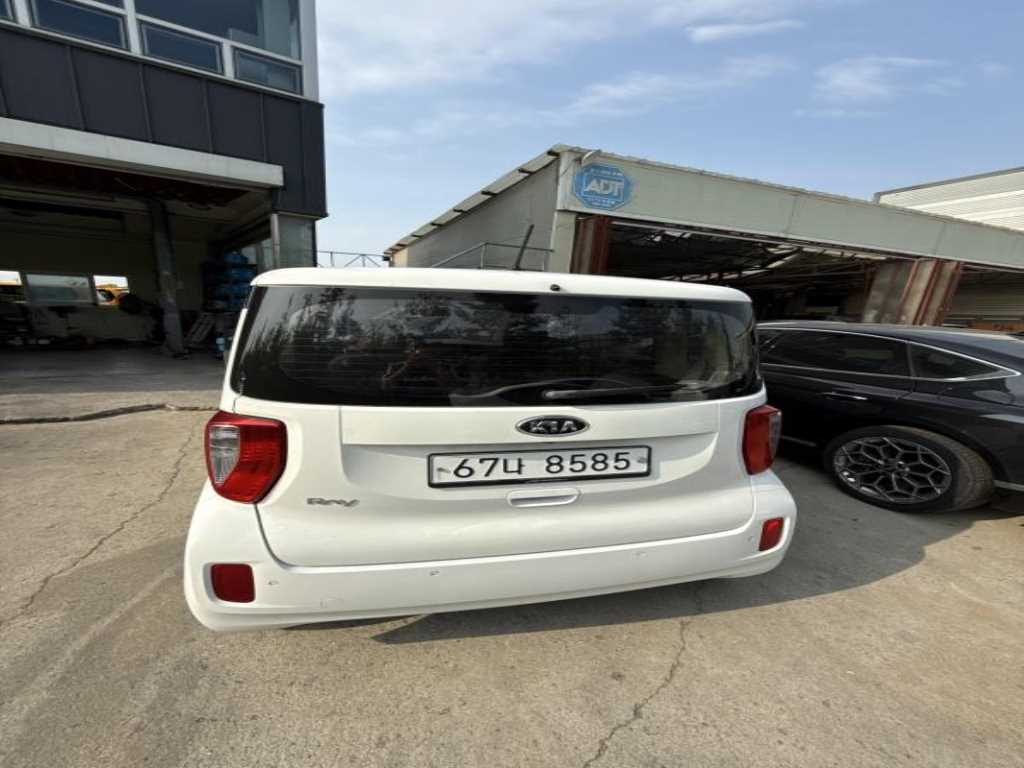 KIA Ray - Vista 5