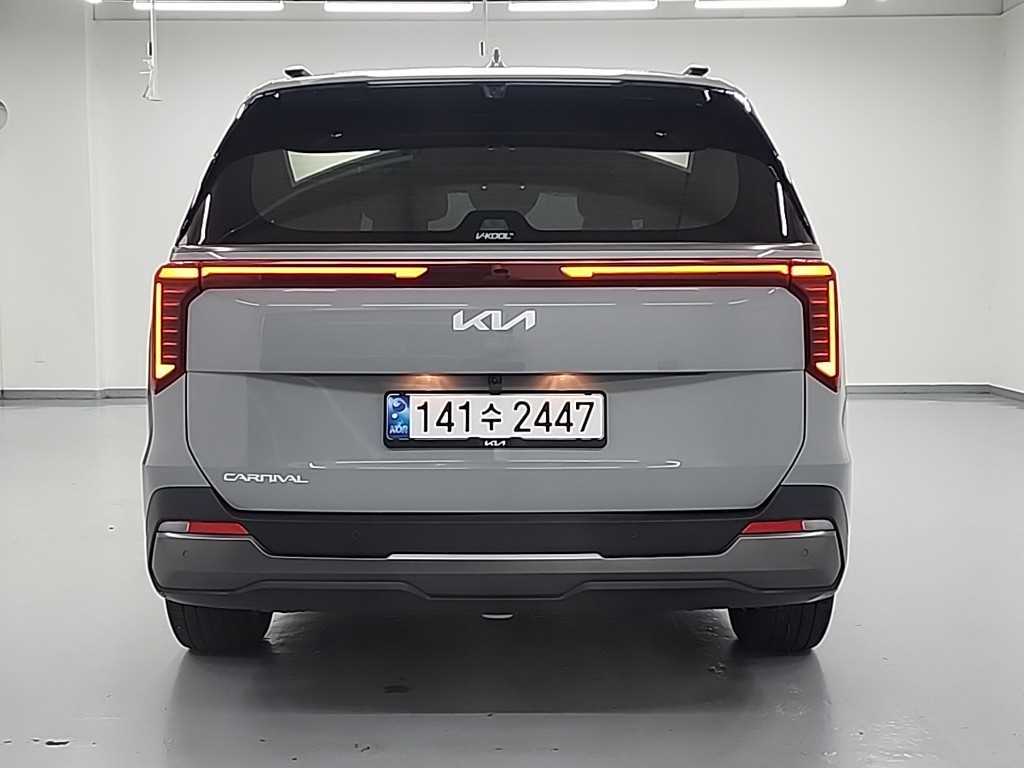 KIA Carnival - Vista 3