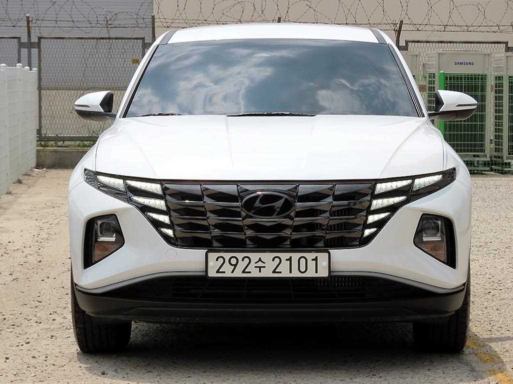 HYUNDAI Tucson 2022 Blanco - Importación desde Corea - HF Imports Iquique - Foto 1