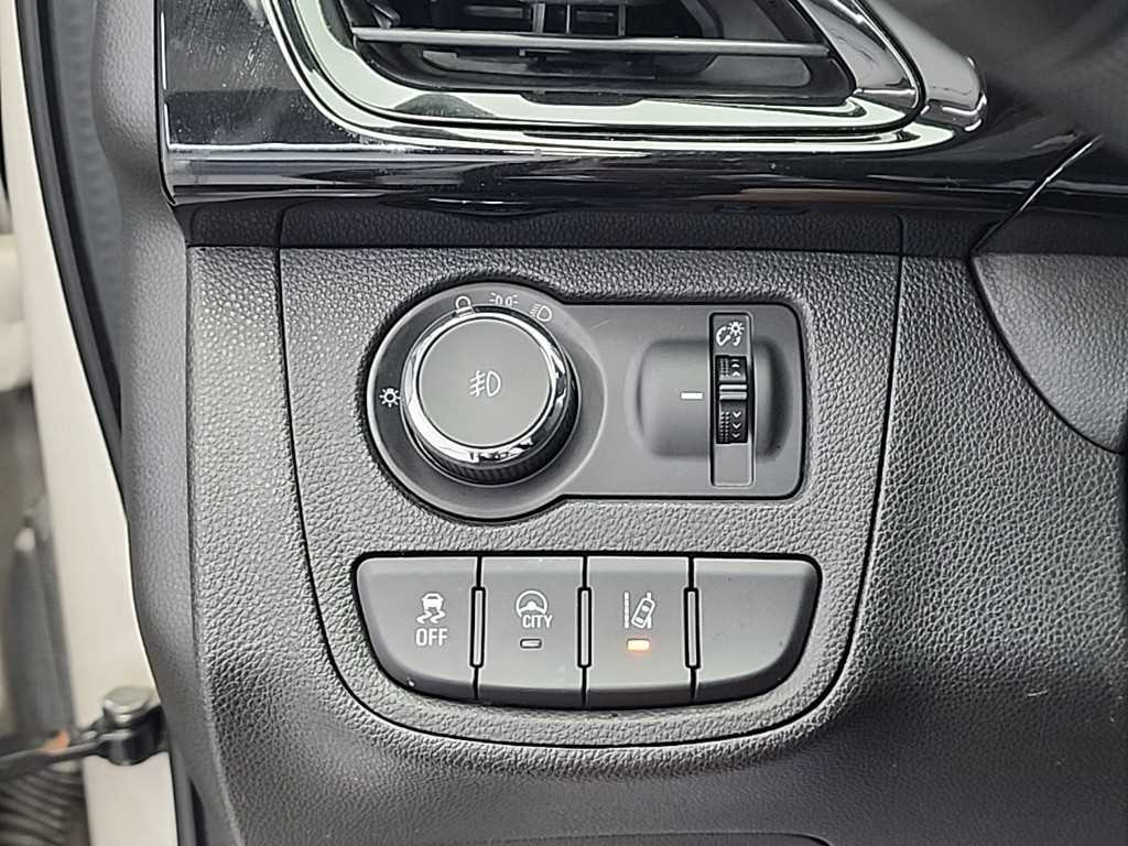 Chevrolet Spark 2016 Blanco - Importación desde Corea - HF Imports Iquique - Foto 17