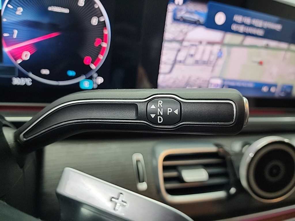 Mercedes Benz GLE Class - Vista 10