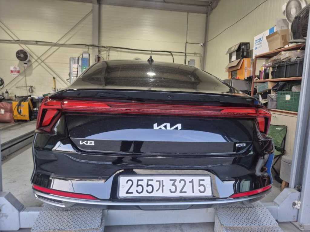 KIA K8 - Vista 2
