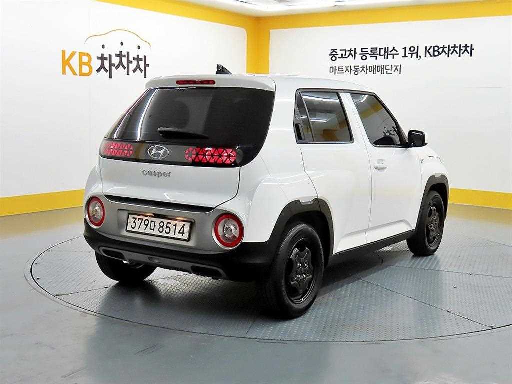 HYUNDAI Casper - Vista 6