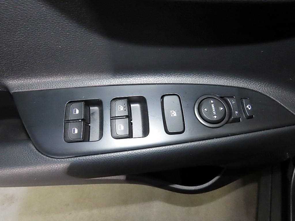 KIA Stonic 2018 Gris - Importación desde Corea - HF Imports Iquique - Foto 15