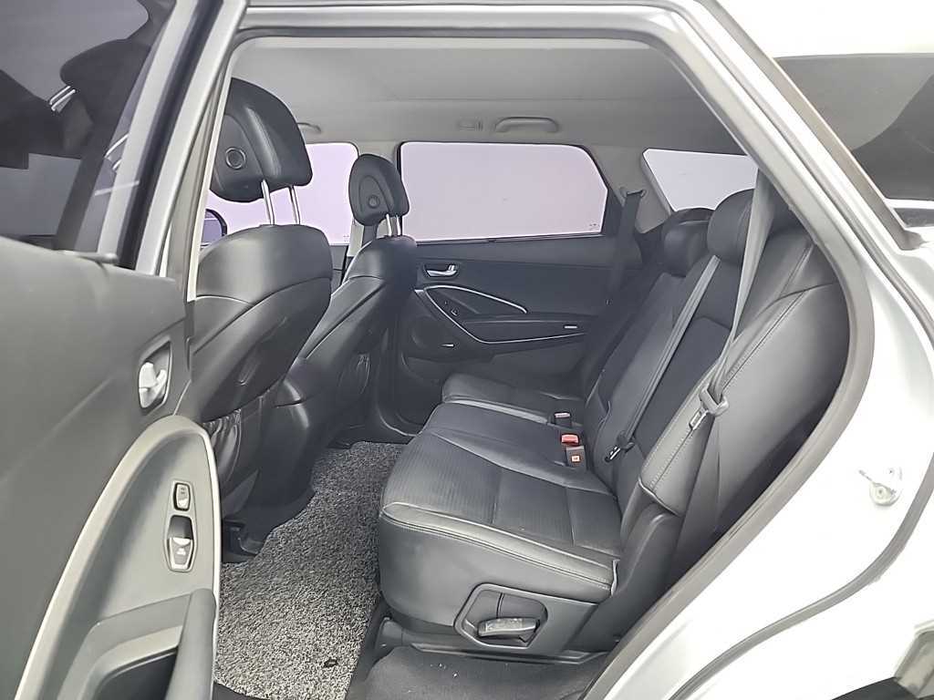 HYUNDAI Maxcruz - Vista 12