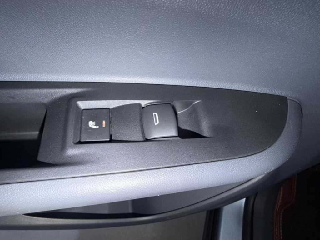 Chevrolet Bolt 2018 Gris - Importación desde Corea - HF Imports Iquique - Foto 17
