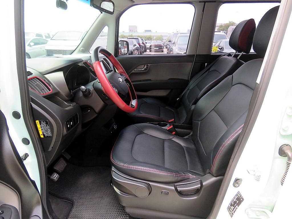 KIA Ray - Vista 8