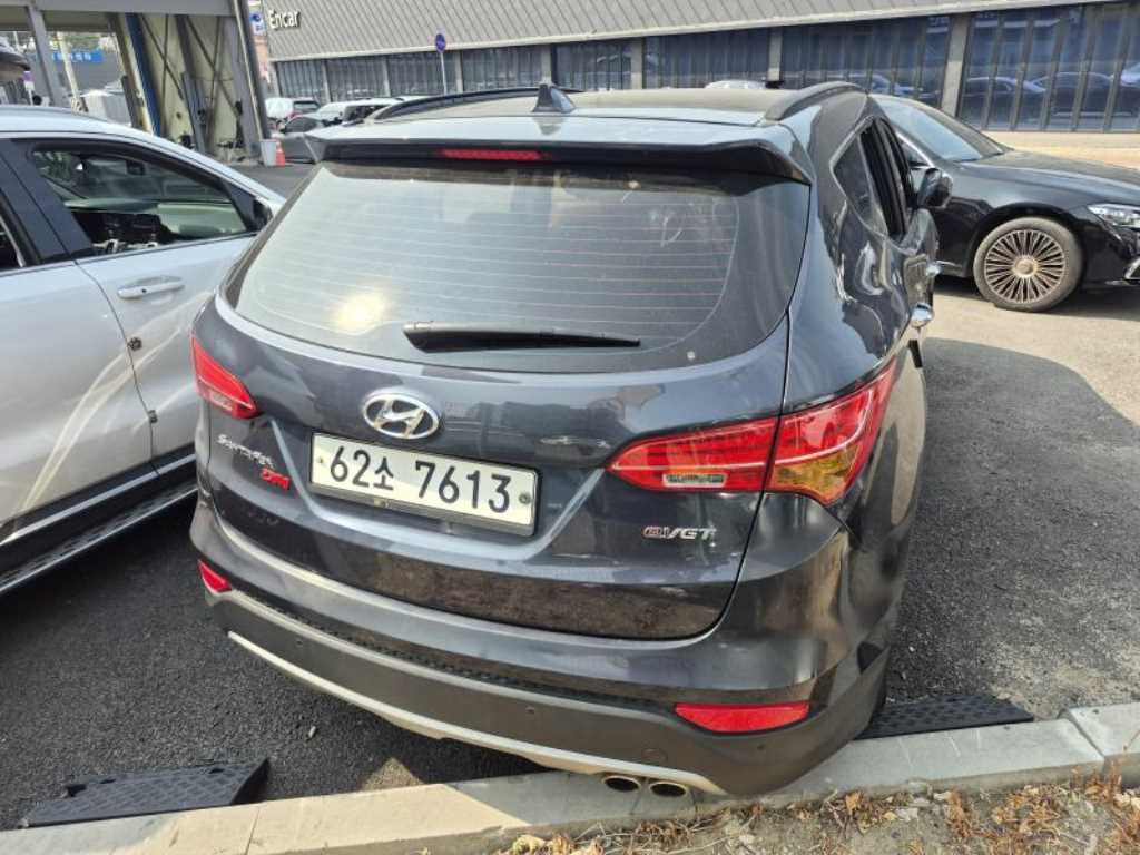 HYUNDAI Santa Fe - Vista 3