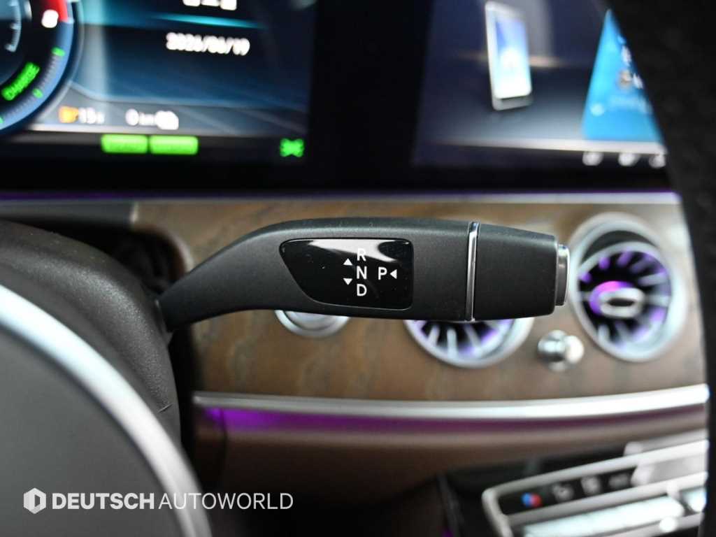 Mercedes Benz E class - Vista 11