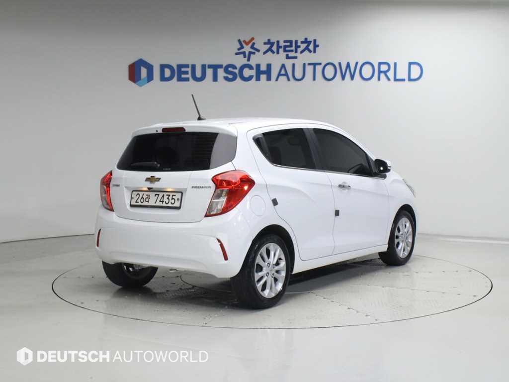 Chevrolet Spark - Vista 2