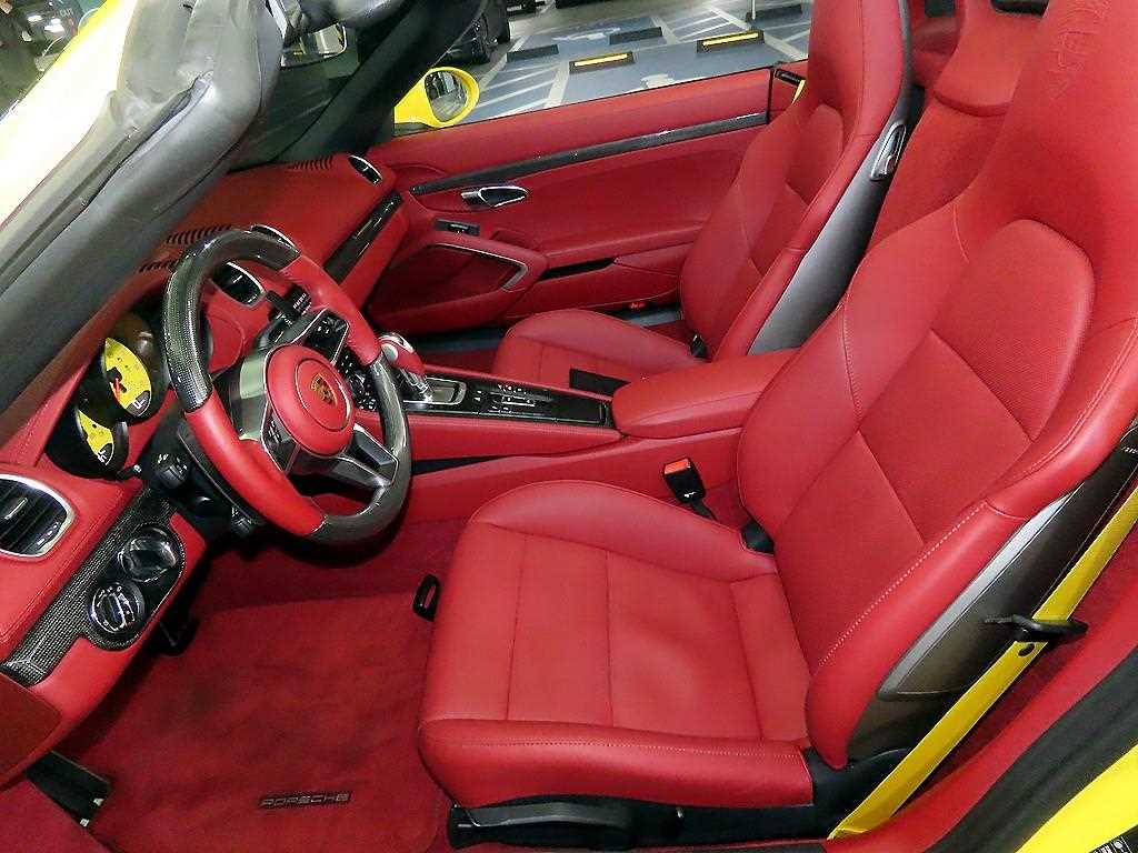 Porsche 718 - Vista 10