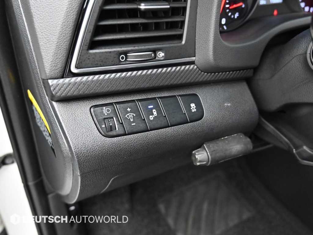 HYUNDAI Avante 2016 Blanco - Importación desde Corea - HF Imports Iquique - Foto 15