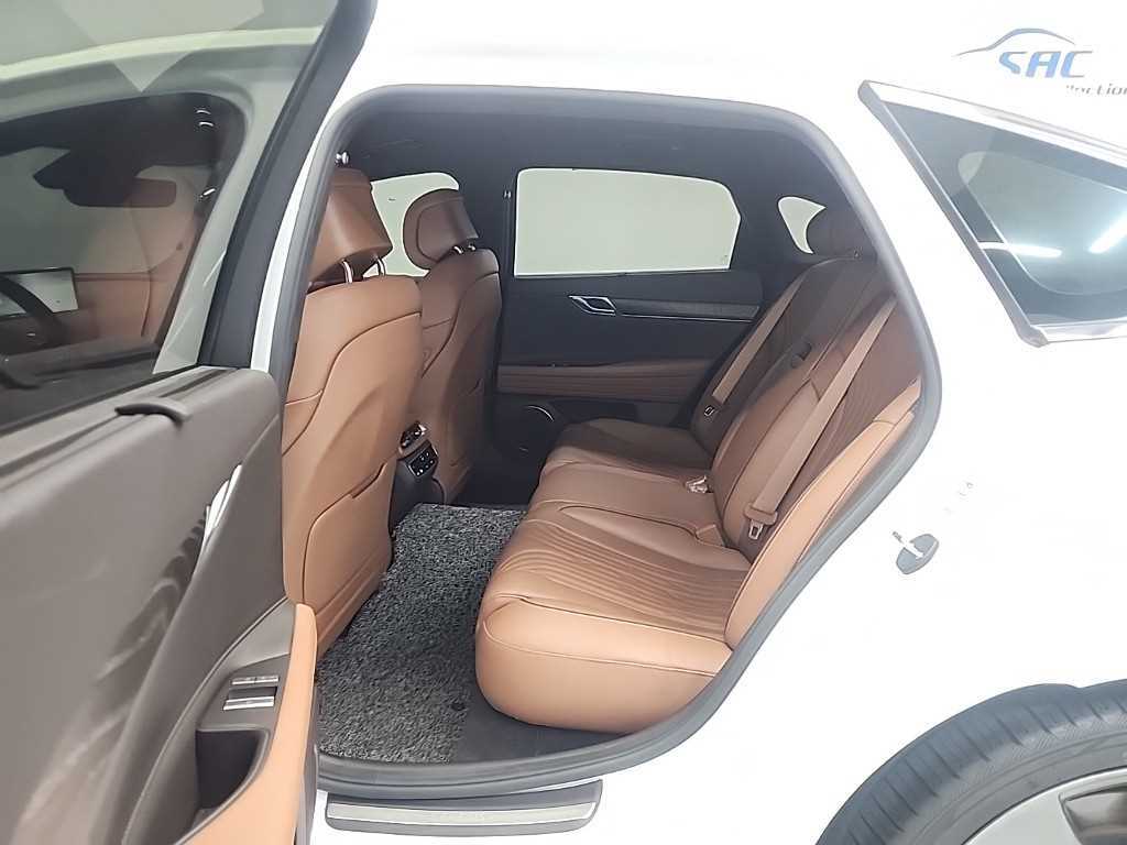 Genesis G80 - Vista 12