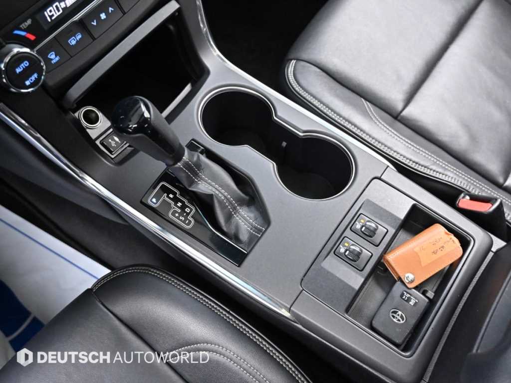 Toyota Camry - Vista 11