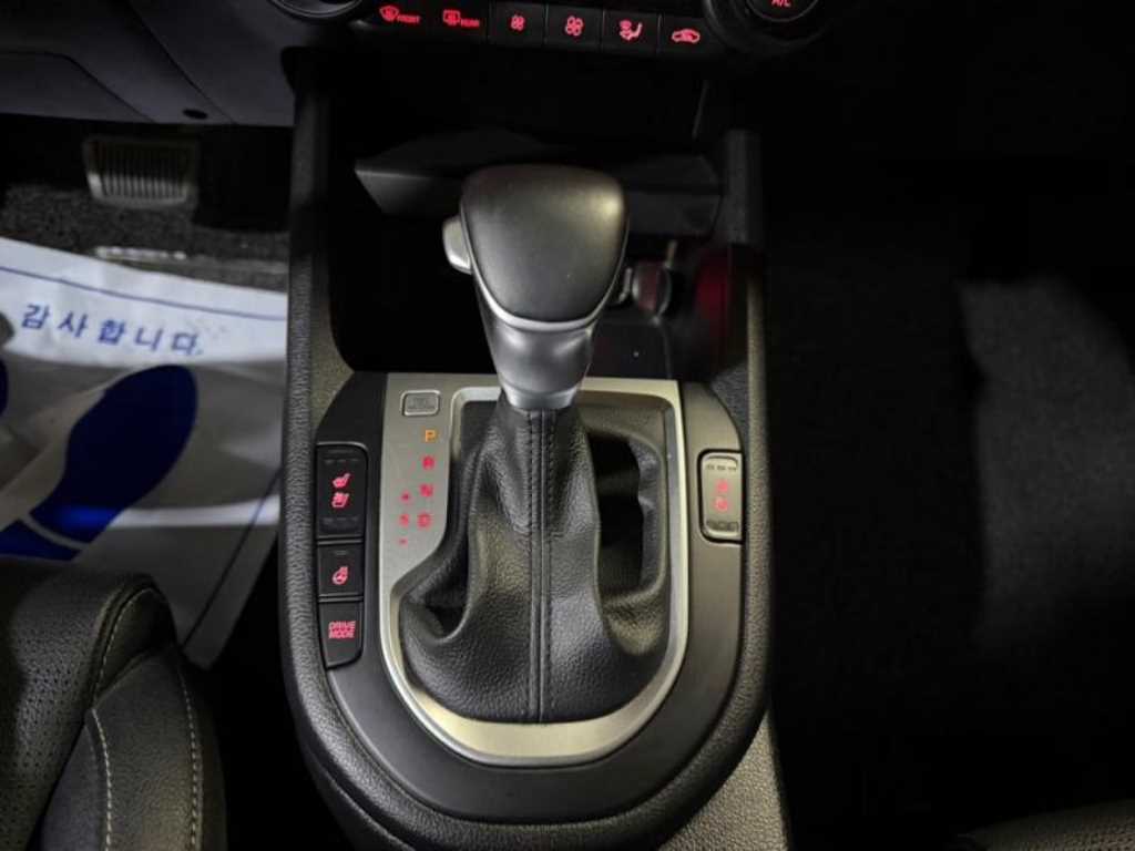 KIA K3 2019 Blanco - Importación desde Corea - HF Imports Iquique - Foto 14
