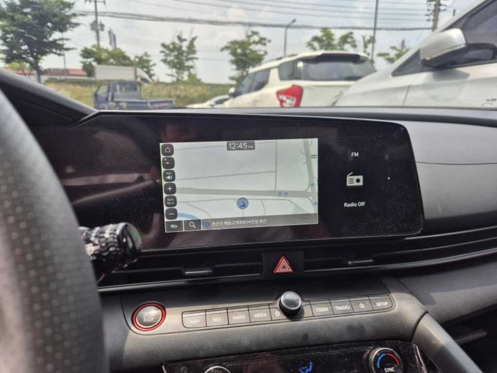 HYUNDAI Avante - Vista 6