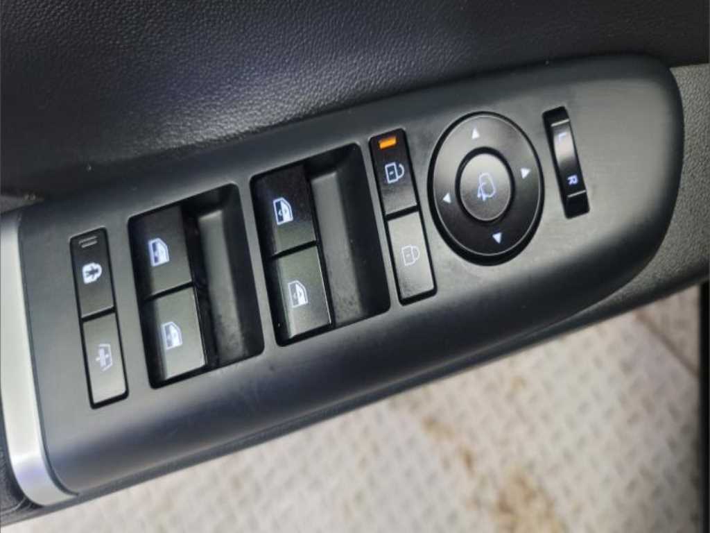 HYUNDAI Grandeur - Vista 9