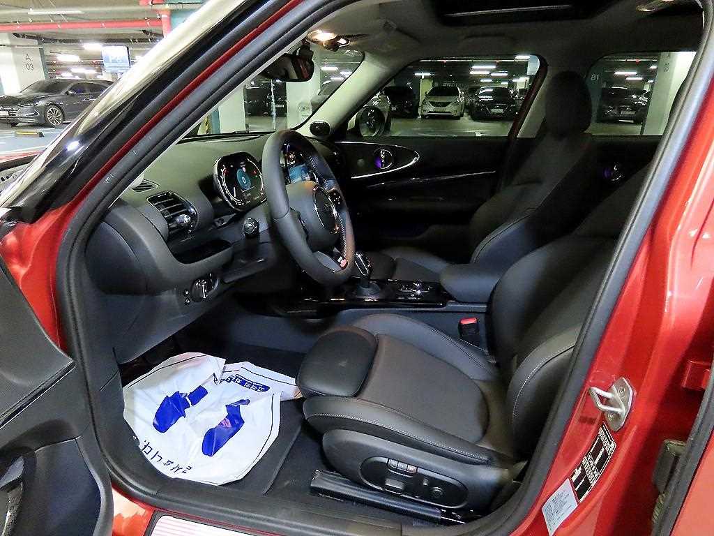 Mini Clubman - Vista 8