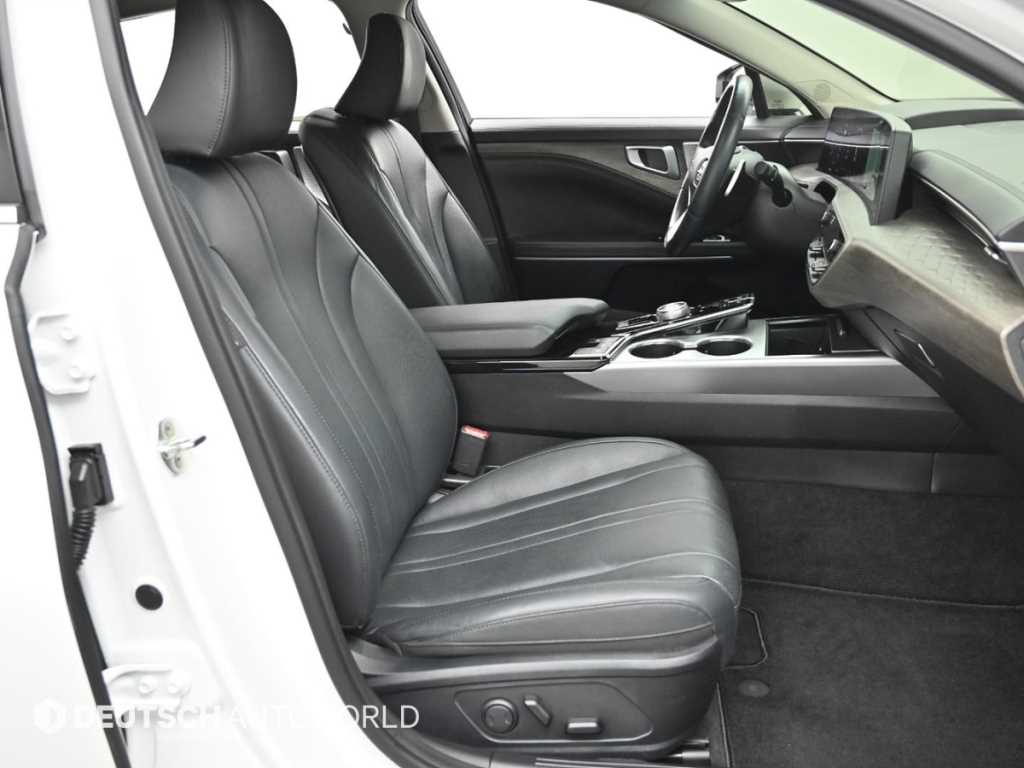 KIA K8 - Vista 12