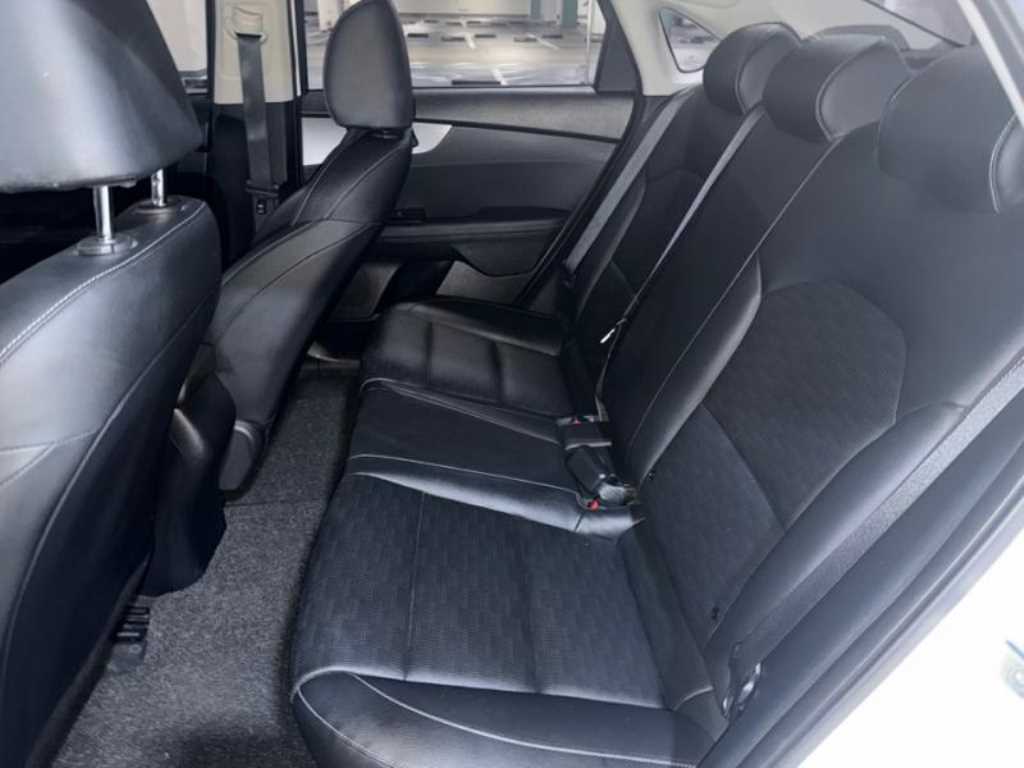 KIA K3 - Vista 9