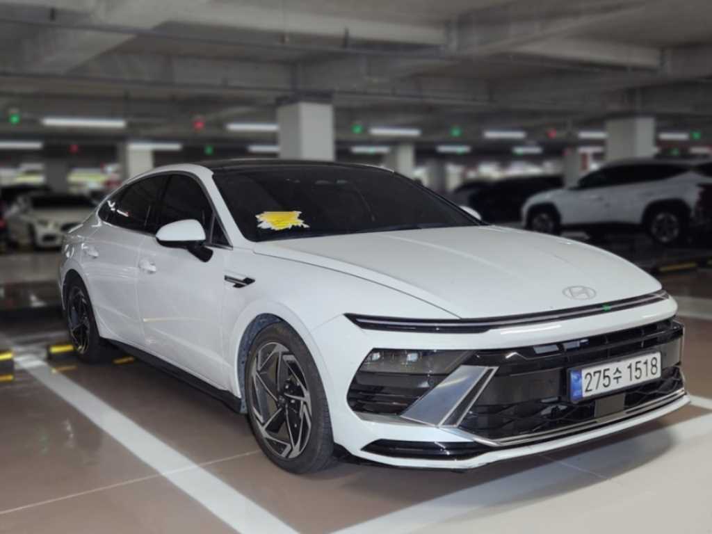 HYUNDAI Sonata - Vista 3