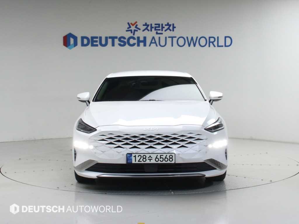 KIA K8 - Vista 3