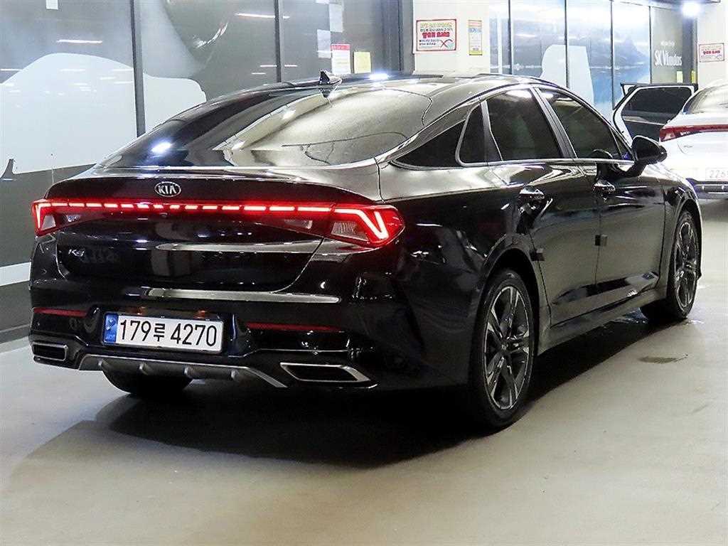 KIA K5 - Vista 6