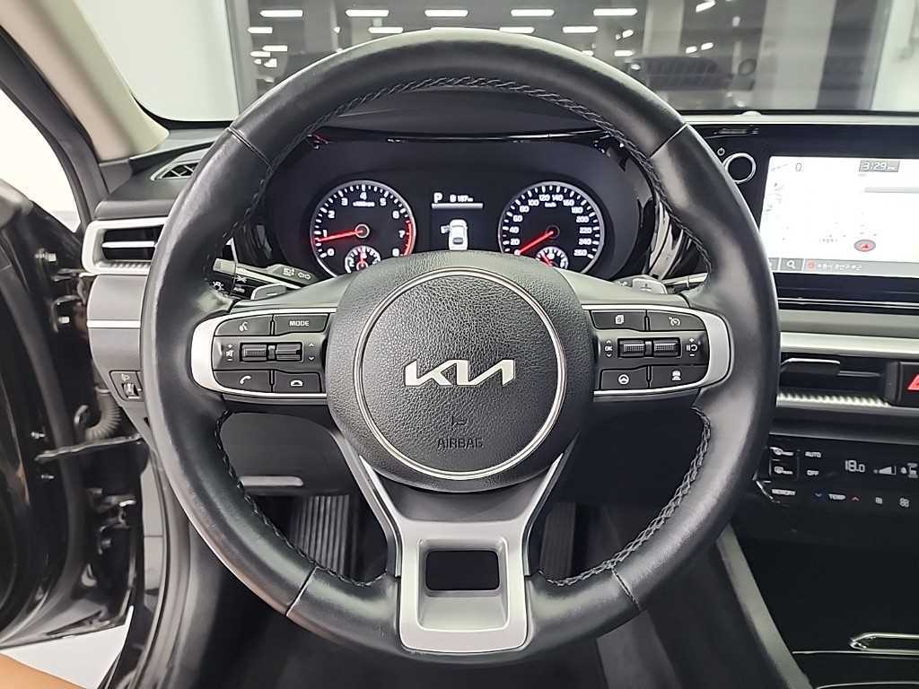 KIA K5 - Vista 11