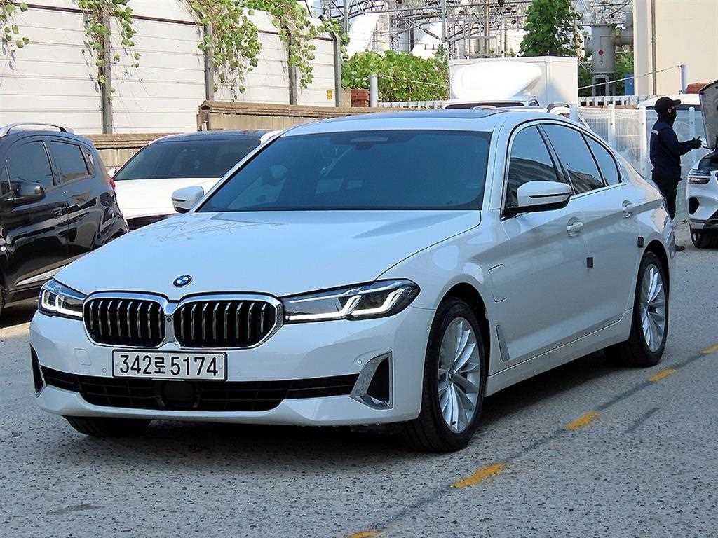 BMW 5 Series - Vista 3
