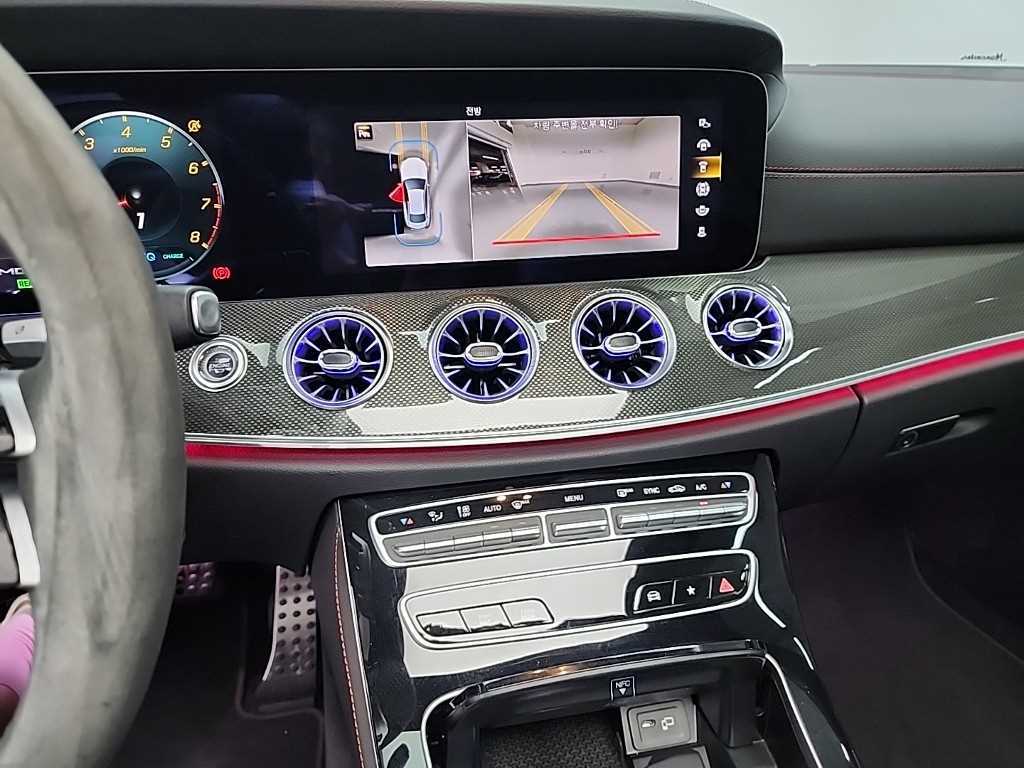 Mercedes Benz E class - Vista 12