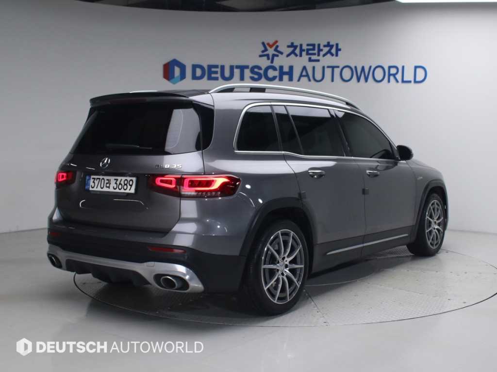 Mercedes Benz GLB Class - Vista 2