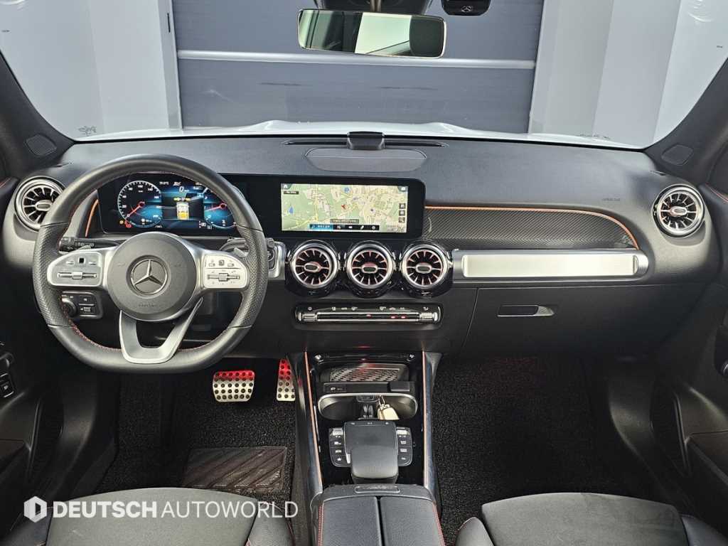 Mercedes Benz GLB Class - Vista 9
