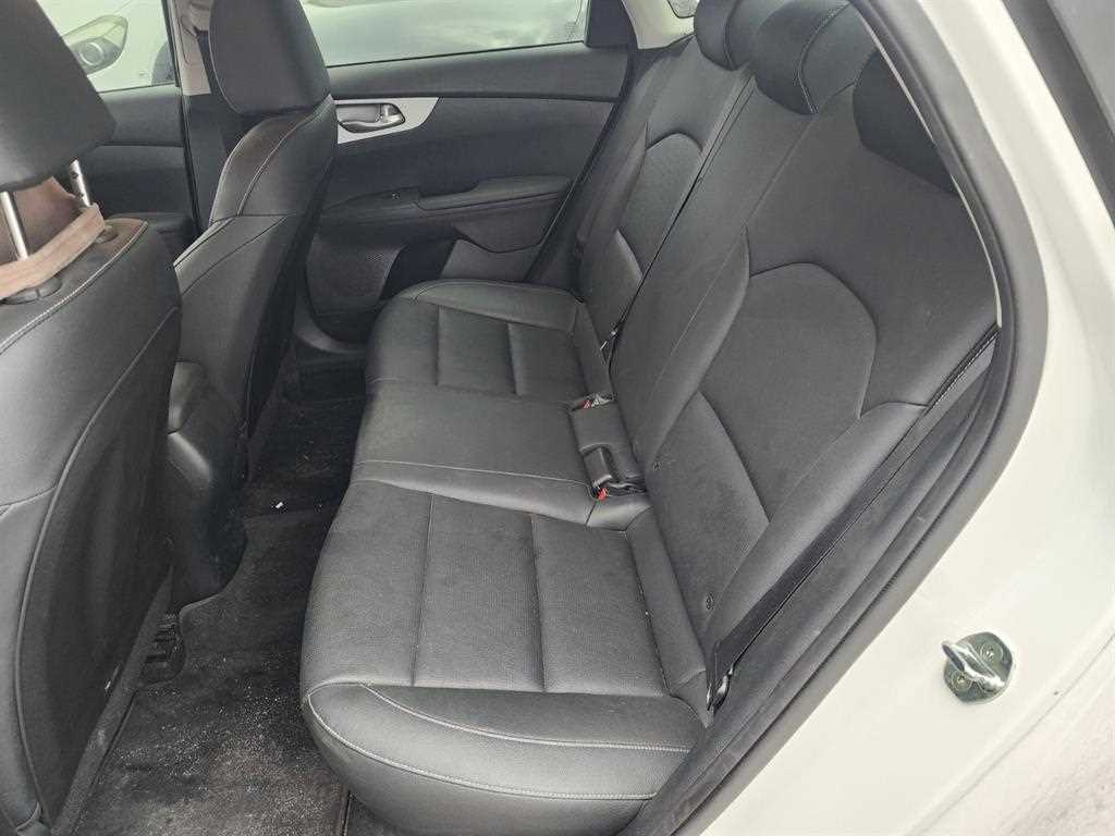 KIA K3 - Vista 9