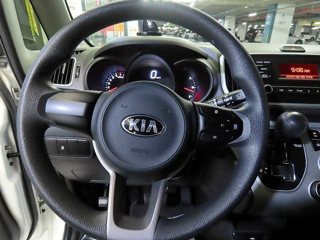 KIA Ray - Vista 10