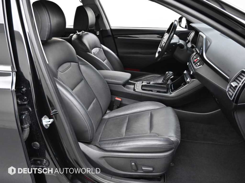 HYUNDAI Grandeur - Vista 12